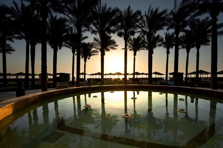 The Grand Makadi - pool at sunset